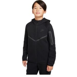 Youth Black Nike Tech